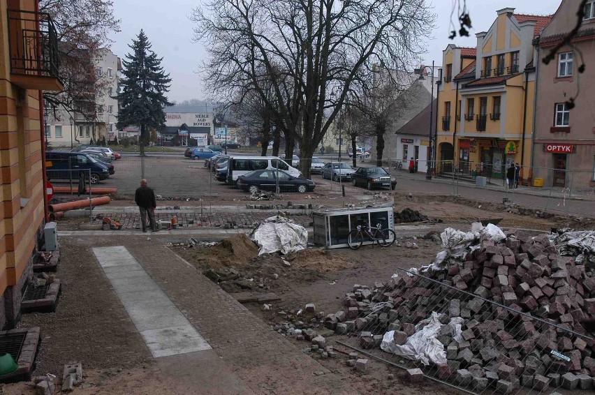 Sztum w budowie. Centrum miasta nadal rozkopane. Zmiany zachodzą powoli (ZDJĘCIA)