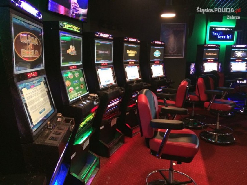 Zabrze: Zarekwirowali nielegalne automaty do gier