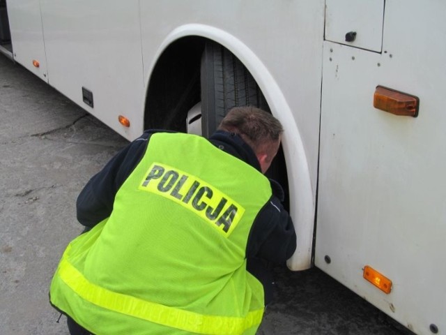 Od soboty, 1 czerwca, na pętli MZK przy ul. Wrocławskiej w Zielonej Górze uruchomiony zostaje stały punkt kontroli autobusów. Będzie czynny codziennie w godzinach 6.30 – 9.00.