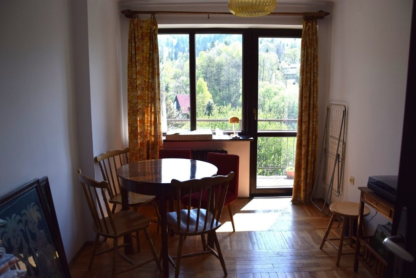 Duch Jerzego Pilcha unosi się nad Wisłą. Zobacz dom pisarza, gdzie będzie się mieściła siedziba festiwalu Granatowe Góry