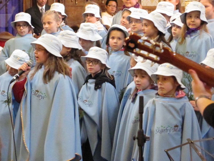 leśniów koncert pasyjny 2014