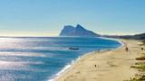 Ranking 10 najlepszych plaż Europy na luty 2024. Sprawdźcie, gdzie woda w morzu ma temperaturę jak nagrzane letnim słońcem jezioro!