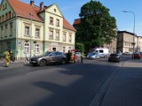 Zderzenie dwóch osobówek niedaleko mijanki w Wałbrzychu. Uwaga na utrudnienia [ZDJĘCIA]