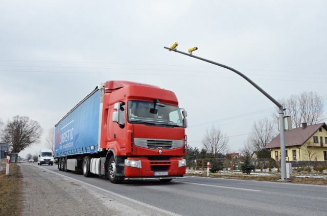 Odcinkowy pomiar prędkości w Klukach zarejestrował ponad 3,7 tys. naruszeń prędkości