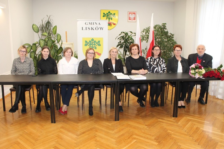 Oto radni gminy Lisków. Odebrali już zaświadczenia o wyborze do Rady Gminy. ZDJĘCIA