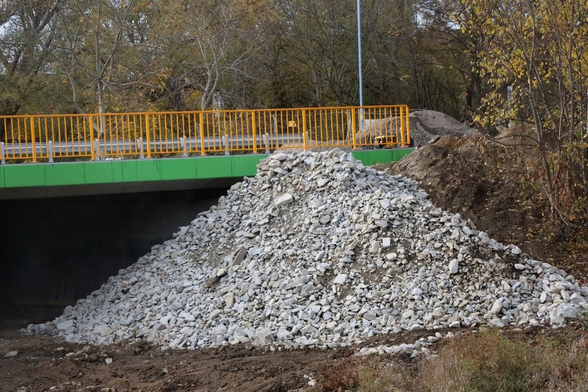 Kończy się budowa nowego mostu na rzece Czarna Woda w Legnicy, zobaczcie zdjęcia