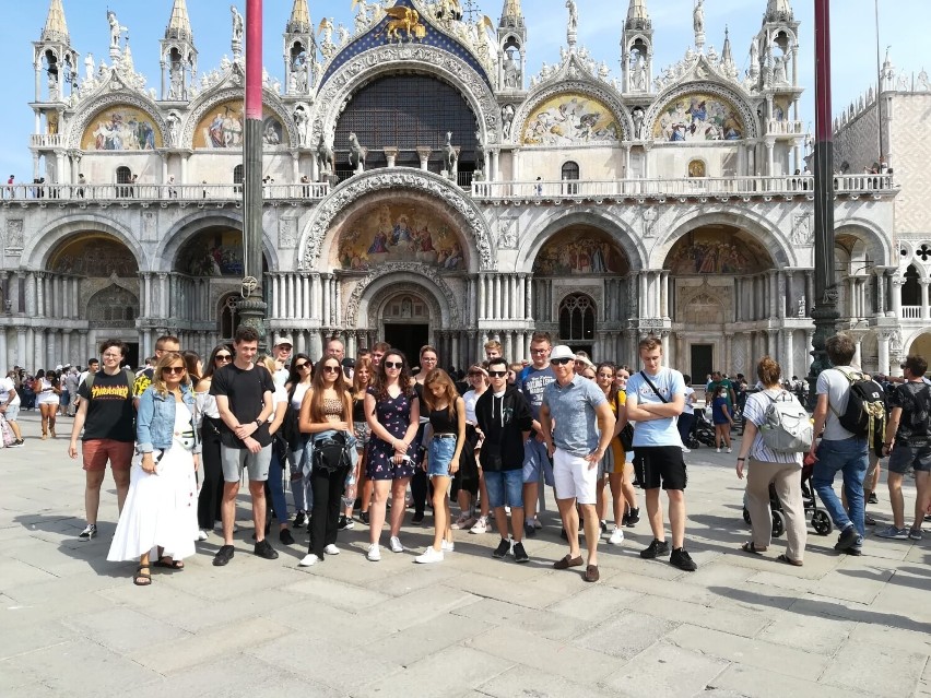 Uczniowie ZSP w Kłodzku uczestniczą w praktykach we Włoszech