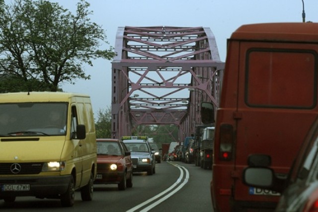 Protest jest zaplanowany na ul. Kamienna Droga, tuż za mostem na Odrze w Głogowie