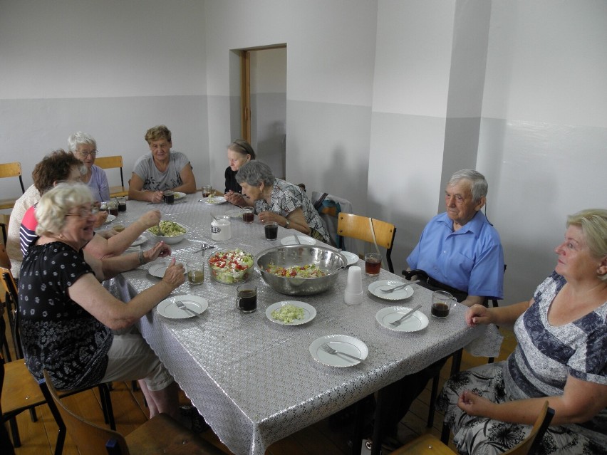 W Łakiem działa Klub Seniora. Gmina Skępe zaprasza seniorów...