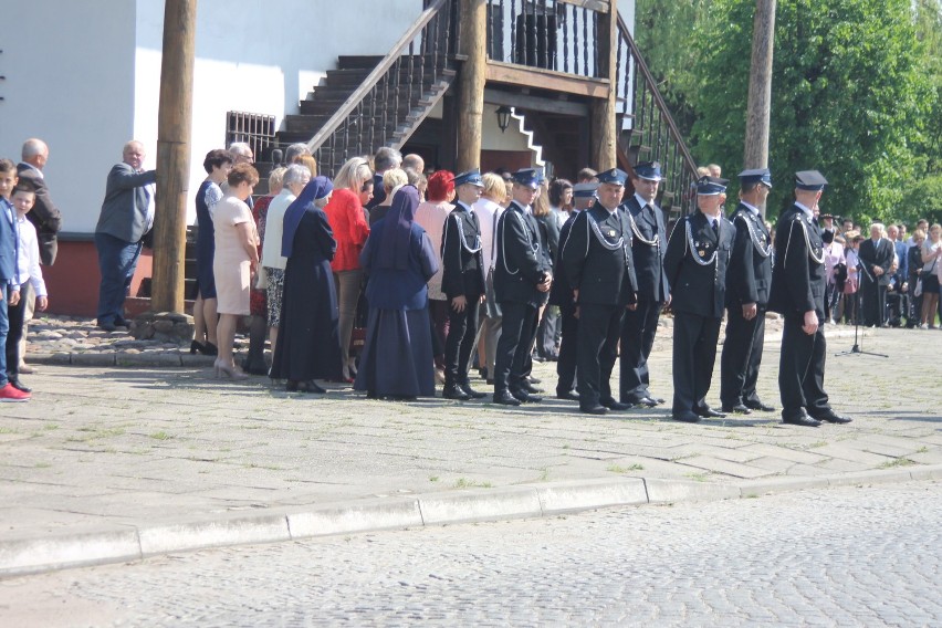 Uroczystości trzeciomajowe w Sulmierzycach [ZDJĘCIA + FILM]