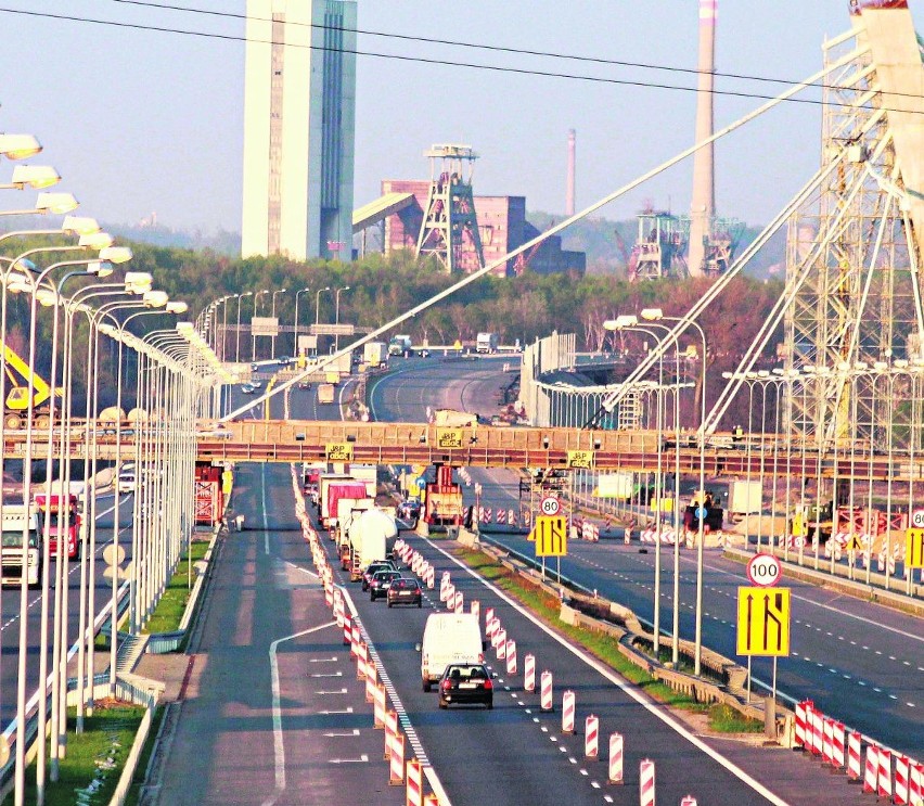 Gliwicki węzeł autostrad A1 i A4 to największa krzyżówka w...