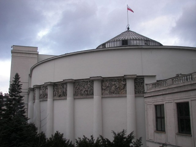 Sejm - widok z okien budynku administracyjnego http://commons.wikimedia.org/wiki/File:200701_sejm_z_okien_budynku_administracyjnego_2.jpg