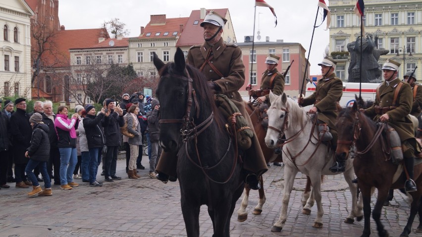 Bydgoszczanie świętowali 99. rocznicę odzyskania niepodległości [zdjęcia, wideo]