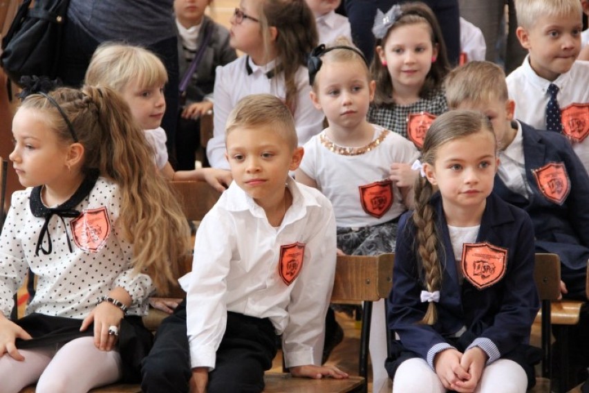 pasowanie na ucznia w Szkole Podstawowej nr 12 w Tczewie