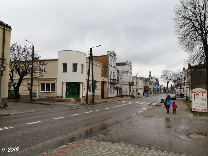 Kraśnik. Trwa przebudowa kamienicy przy ul. Kościuszki. Zobacz zdjęcia