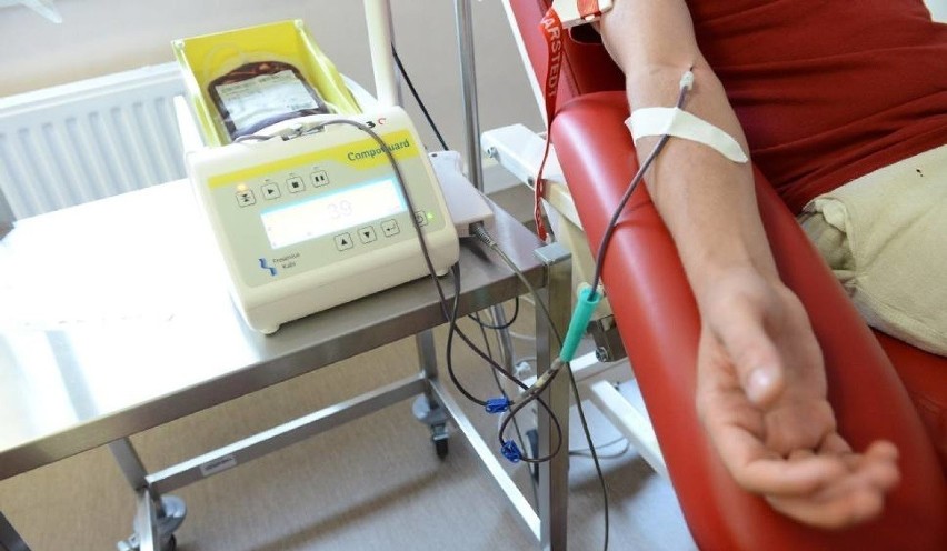 Apel centrów krwiodawstwa o oddawanie krwi: latem jej dramatycznie brakuje