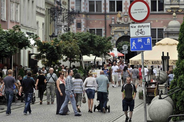 Ulica Piwna latem zamienia się w deptak