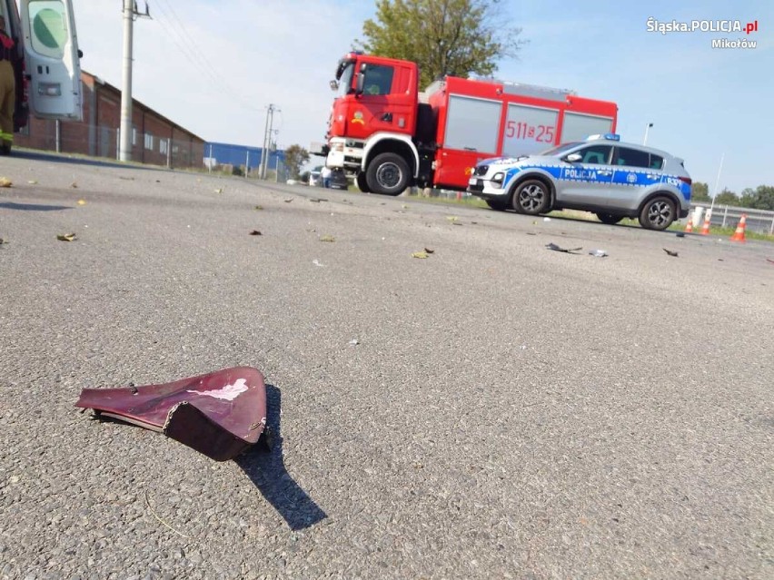 Tragiczny wypadek w Wyrach. 43-letni motocyklista z Tychów nie żyje.