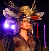 Sławno: Demoniczne nakrycie głowy w Sławieńskim Pokazie Mody [ZDJĘCIA, WIDEO] - 700-lecie miasta