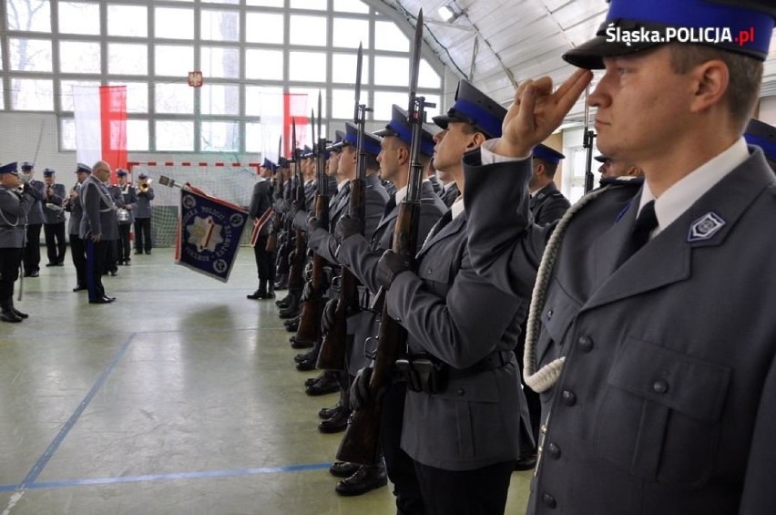 Śląskie: Ślubowanie 118 nowych policjantów w Katowicach [ZDJĘCIA, WIDEO]