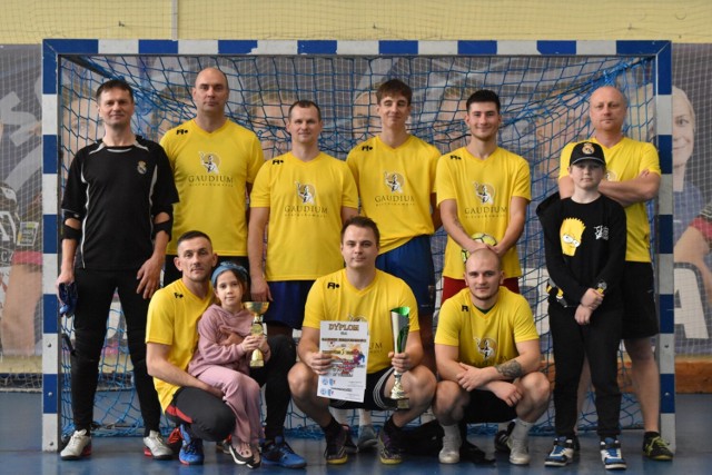 Powiatowe Centrum Sportu w Tczewie zorganizowało czwarty i zarazem ostatni turniej futsalu wchodzący w skład Grand Prix Powiatu Tczewskiego. Rozgrywki odbyły się w hali LO w Tczewie.