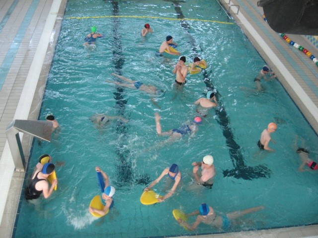 Umiem pływać - w gminie Poświętne ruszył II etap projektu powszechnej nauki pływania