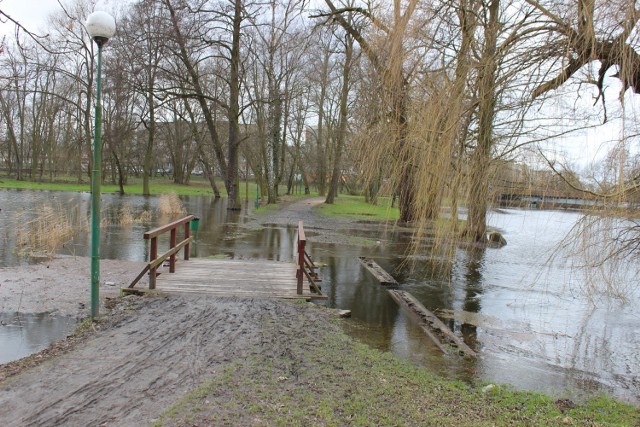 Obra robi się niebezpieczna.