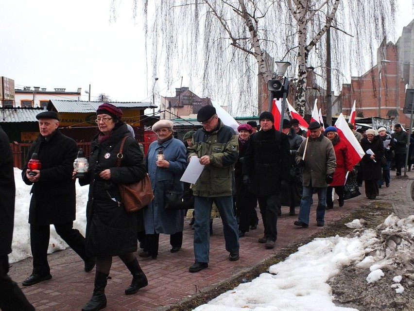 Kraśniczanie uczcili trzecią rocznicę katastrofy...