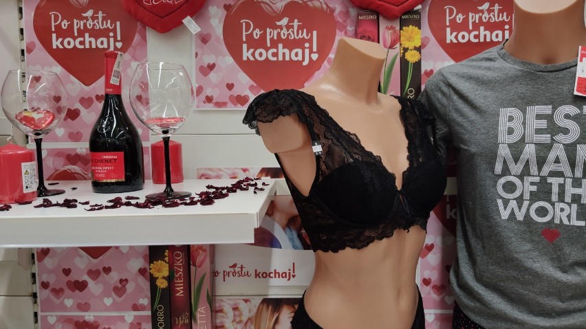 Walentynki w sklepach w Piotrkowie
