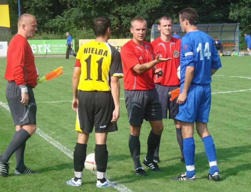 Szymon Marciniak w 2007 roku sędziował mecz w Wągrowcu