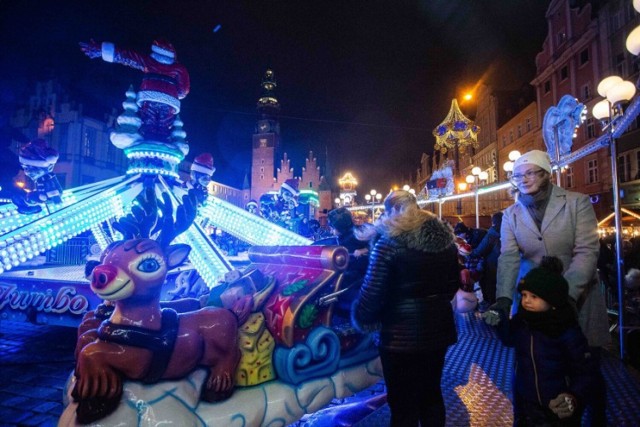 Jarmark Bożonarodzeniowy na wrocławskim Rynku 19.11.2021