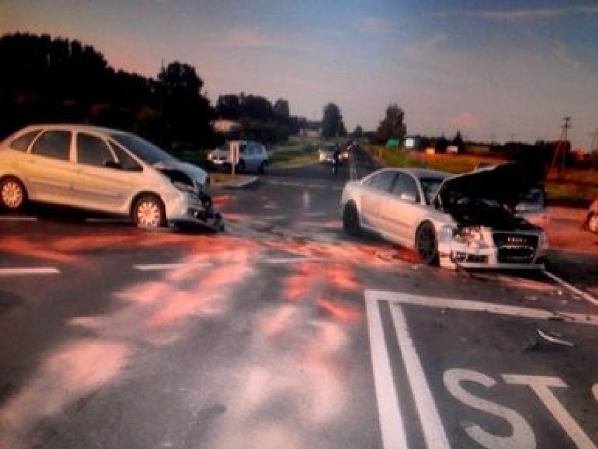 Wypadek w miejscowości Głębokie

Do zderzenia audi z...