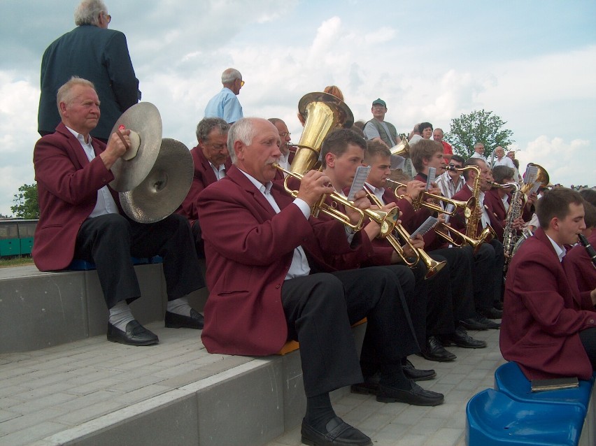 Stadion w Szprotawie otwarto do użytku w maju 2008 roku....