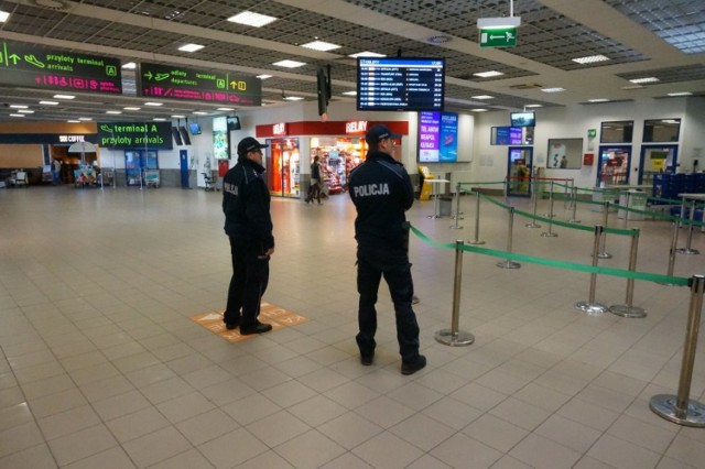 Lotnisko w Katowicach: pijany jastrzębianin zatrzymany