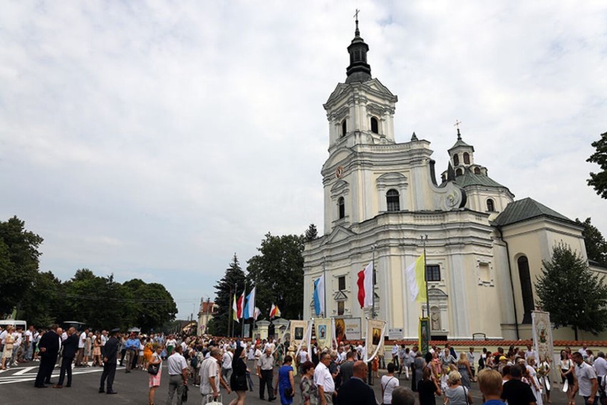 Pielgrzymowali z Wierzbicy do Sanktuarium Maryjnego w Kodniu. Zobacz zdjęcia