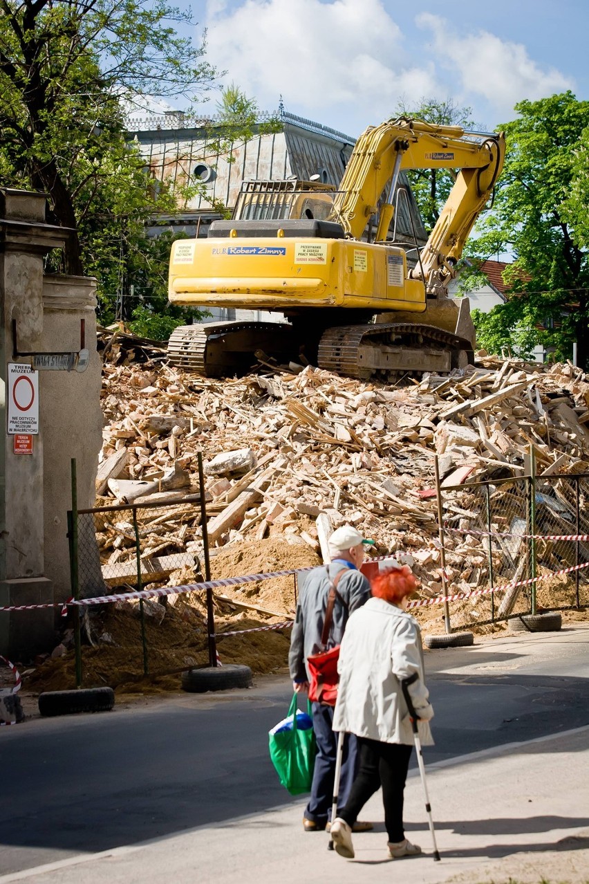 Do końca 2013 r. z powierzchni Wałbrzycha ma zniknąć około 40 domów, które nie nadają się do remontu