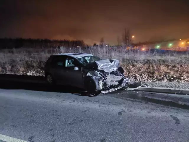 Czołowe zderzenie na obwodnicy Wolbromia