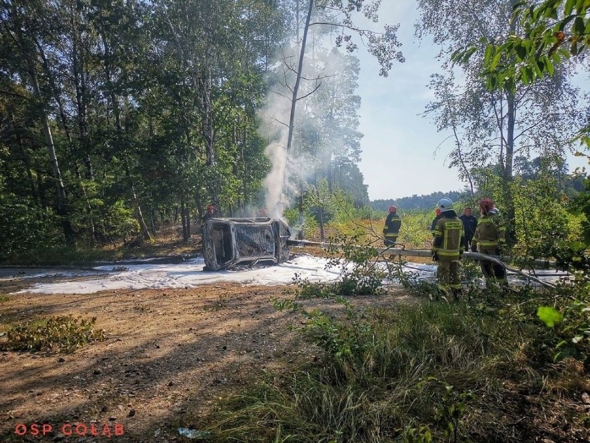 Pożar samochodu w Puławach