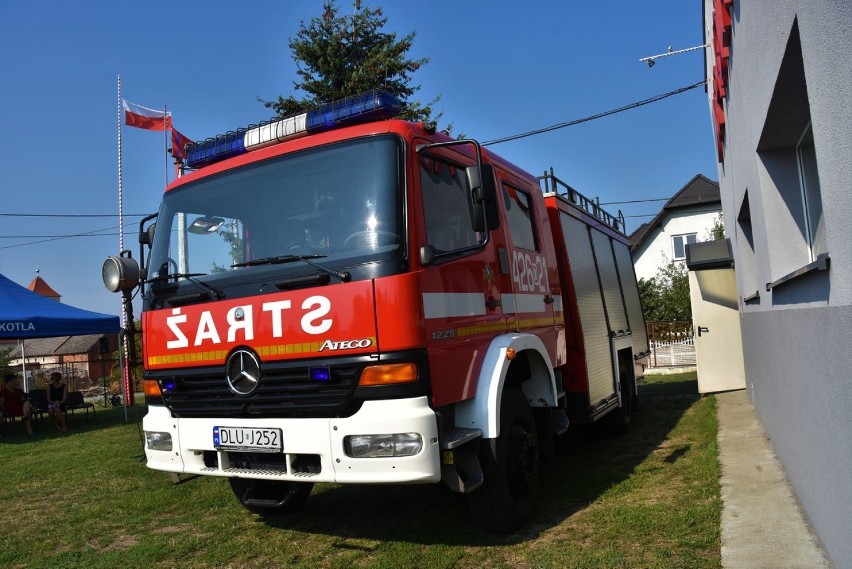 Nowy pojazd dla strażaków ochotników z OSP Kotla [ZDJĘCIA]