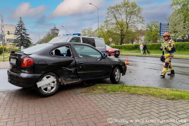 W Kostrzynie nad Odrą zderzyły się dwa auta osobowe