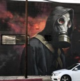 Zobacz najciekawsze murale o koronawirusie! Epidemia inspiruje ulicznych artystów na całym świecie