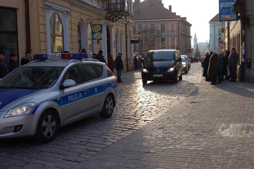 Tarnów żegna arcybiskupa Życińskiego [ZDJĘCIA]