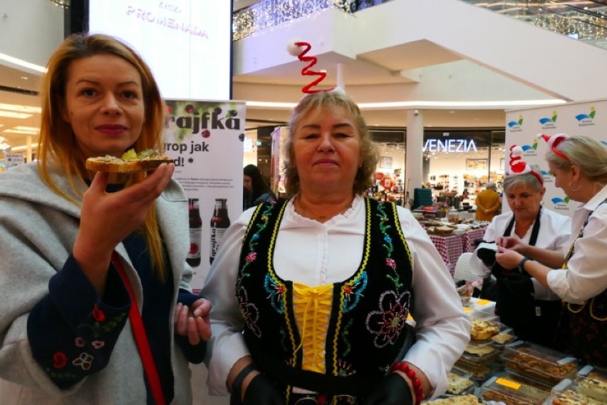 „Kobiety Kietlina” promowały Gminę Radomsko na Regionalnych Targów Smaków w Warszawie. ZDJĘCIA