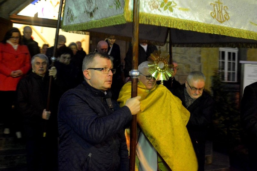 Rezurekcja w Wielką Noc - Parafia pw. Macierzyństwa NMP w Zbąszynku