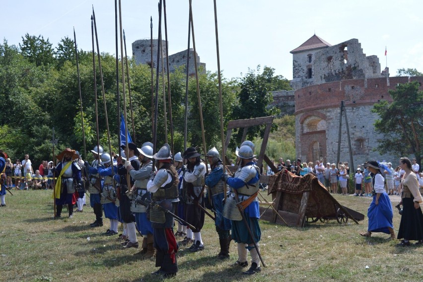 Wycieczka do Uniejowa w ramach projektu Wieluńskiego Towarzystwa Naukowego FOTO