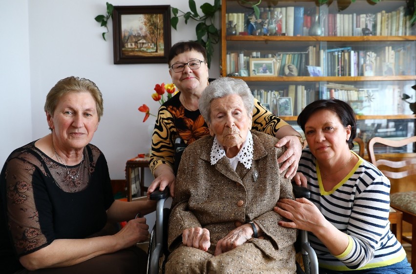 Tusnelda Zacierko z Piotrkowa skończyła 100 lat