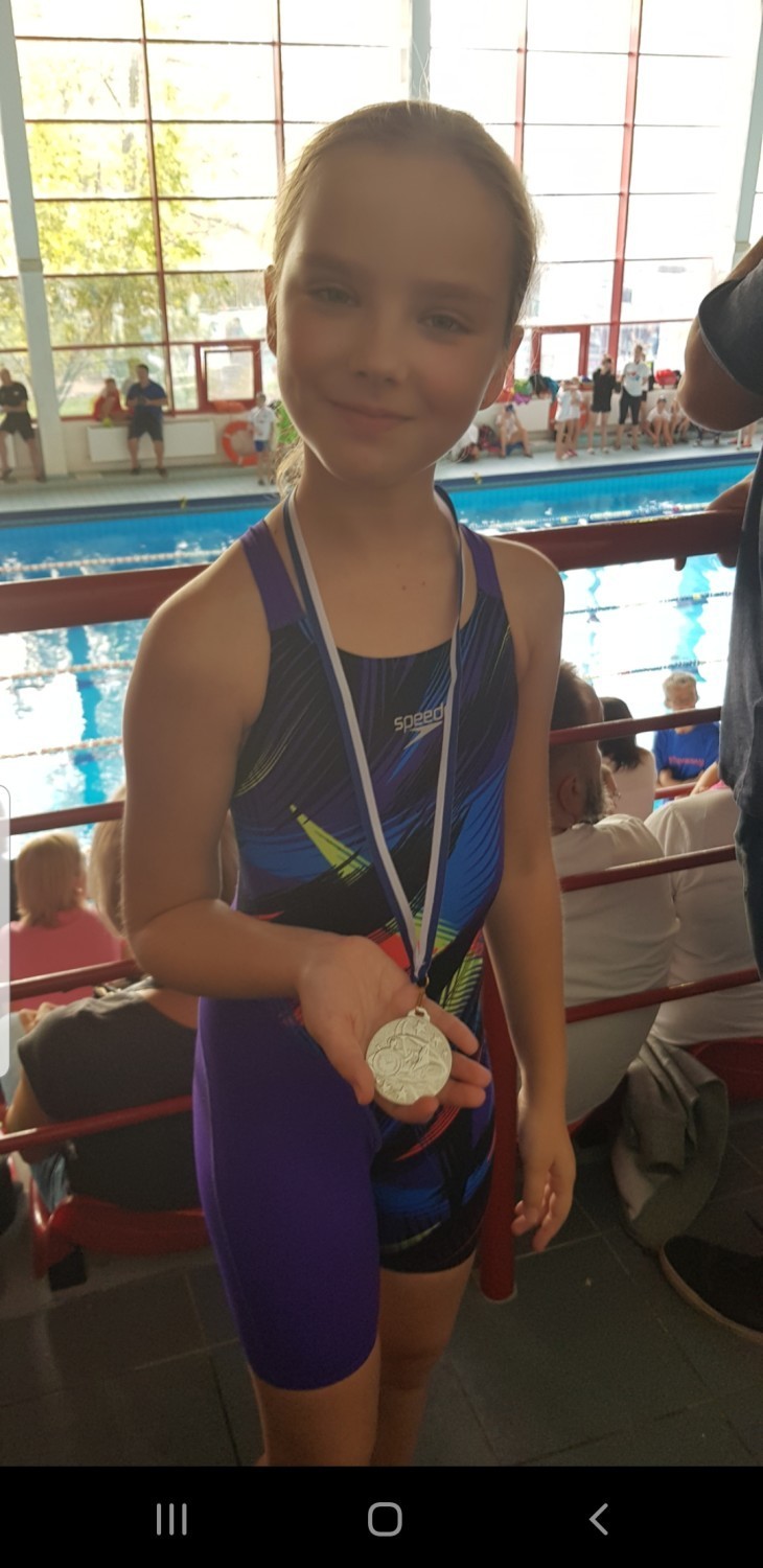 Sukces młodych pleszewskich pływaków. Życiowe rekordy na basenie w Inowrocławiu