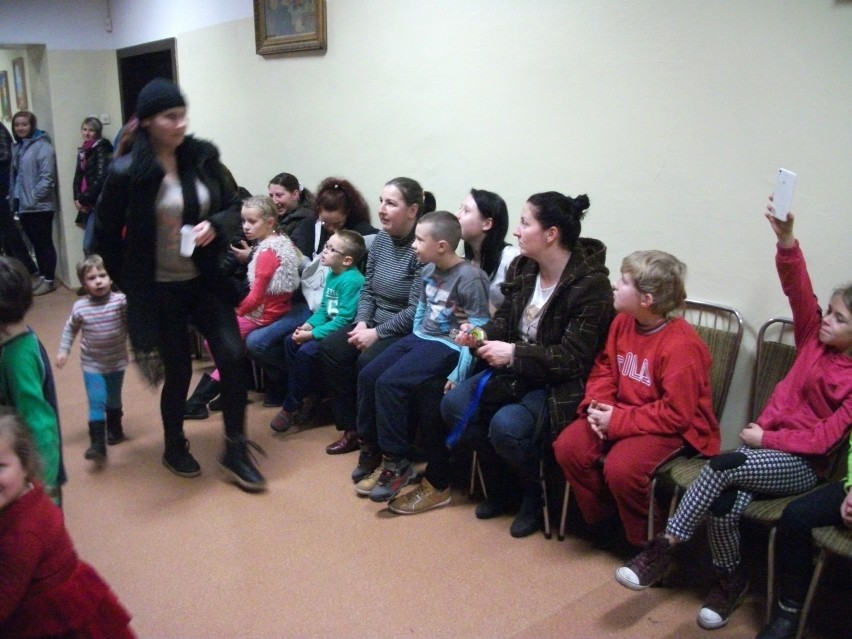 Mikołajki dla najmłodszych zorganizowano kolejny raz w wałbrzyskiej dzielnicy Sobięcin.
