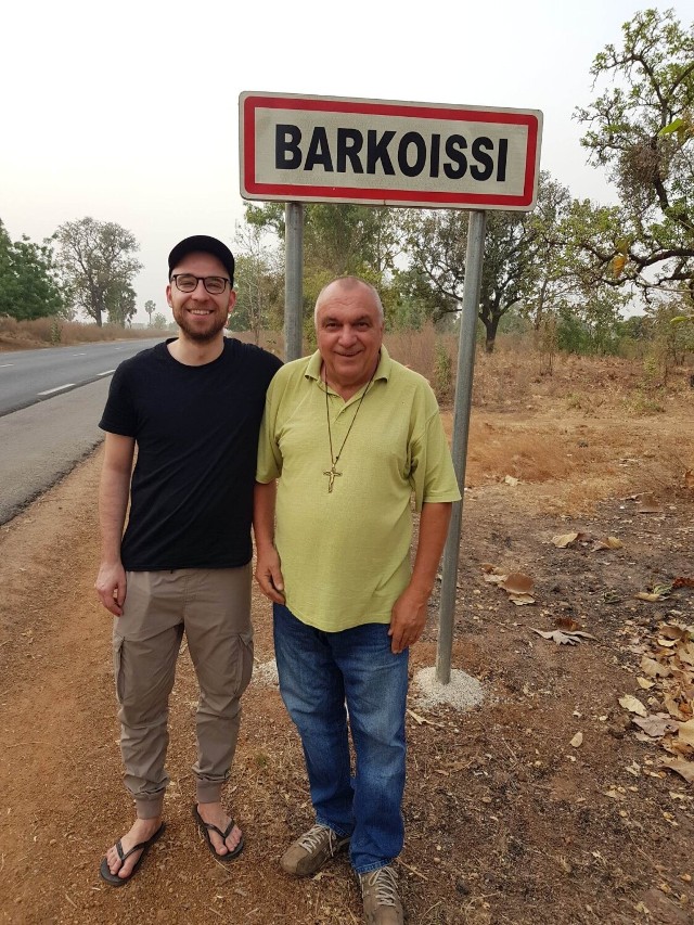 "Żagańska" misja w Barkoissi. Ojcowie Olaf (z lewej) i Robert