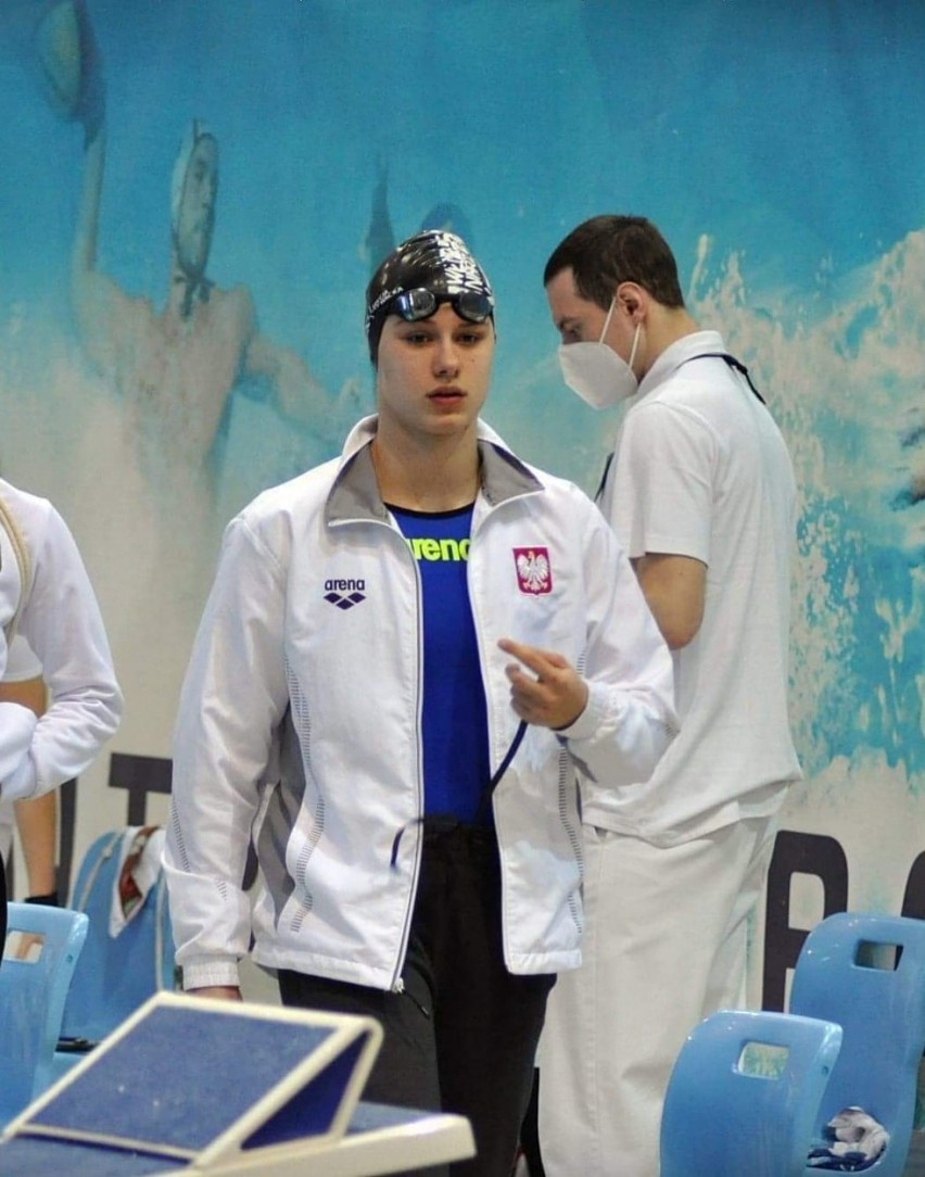 Julia Maik z medalem mistrzostw Polski seniorów w pływaniu